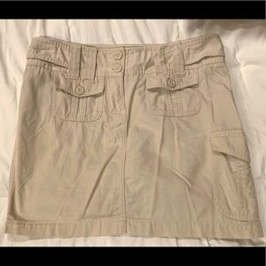 The Limited khaki skirt sz 8
